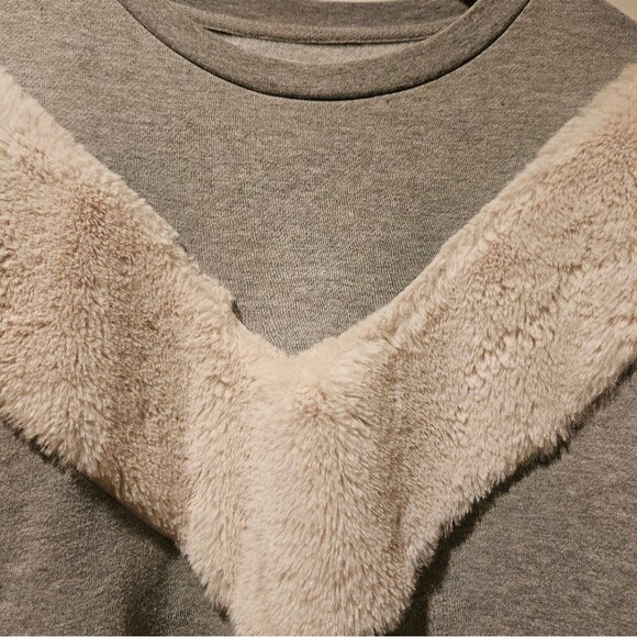 For The Republic Sweatshirt - Picture 3 of 5